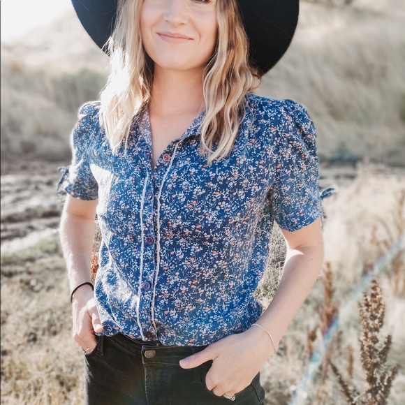 Vintage Floral Print Button Down Puffy Sleeve Top Coastal Cowboy Grandma Small - Picture 1 of 4